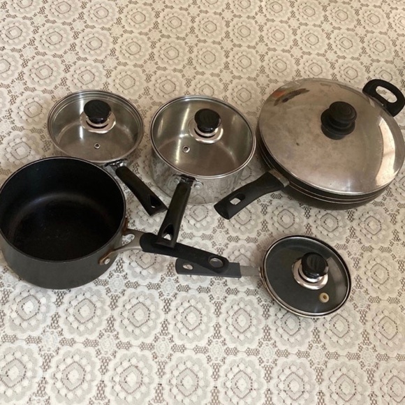 Calphalon Other - Calphalon saucepan and wok